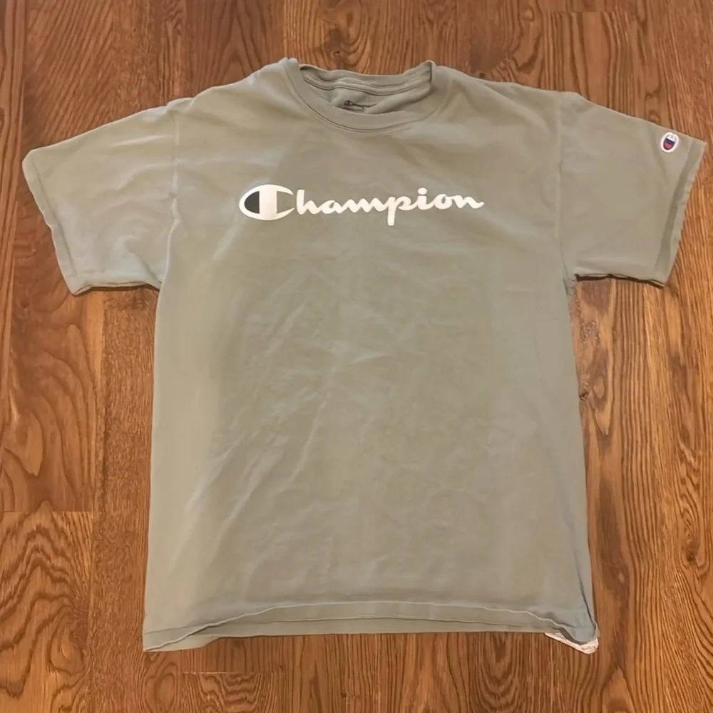 Men’s Champion Green Shirt